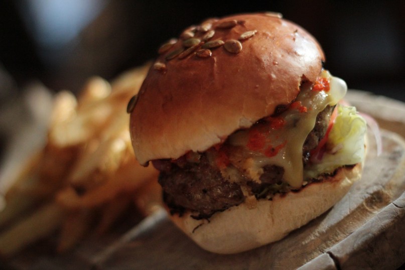 IMG_0039 The Grosvenor Cafe oxtail and bone marrow burger