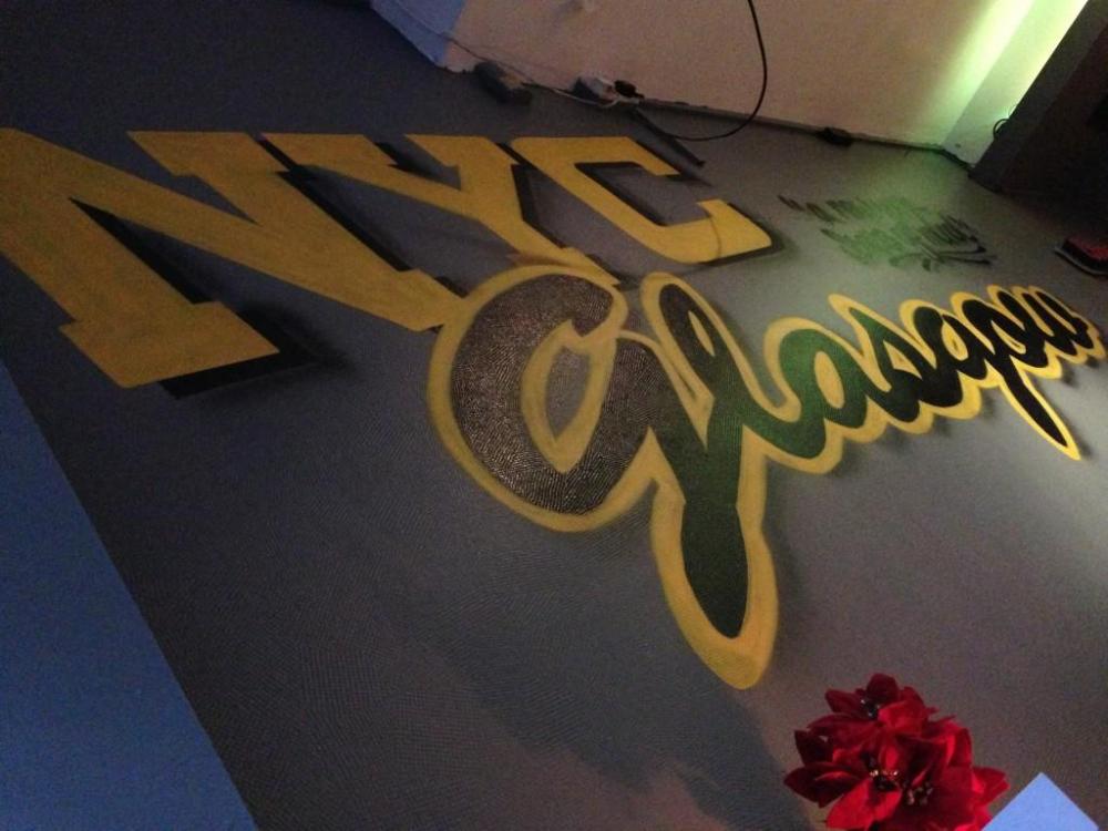 A6zprjrCMAARL1Y.jpg largeNYCBAR