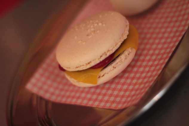 Vanilla Macaroon Bun