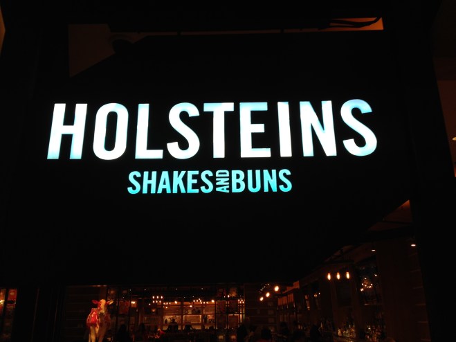 Shakes & Buns at the Cosmopolitan Hotel