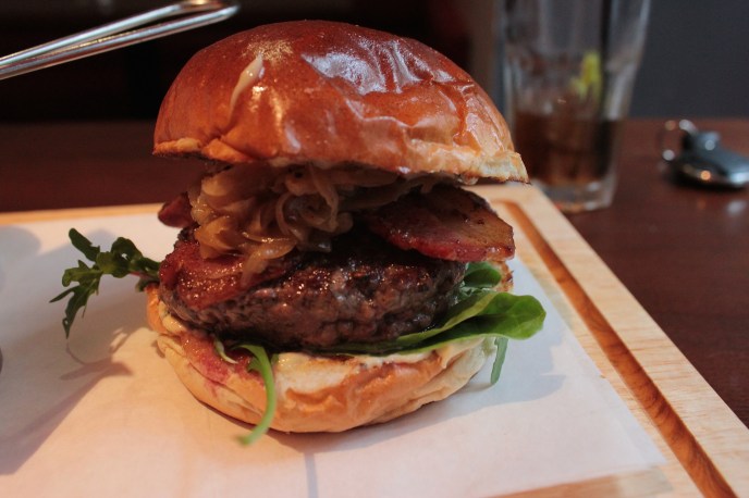 The Top Dog Burger by 'El Perro Negro'